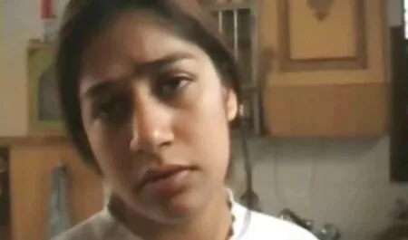 परिपक्व लड़की बोरियत से बाहर सेक्सी फुल मूवी वीडियो हस्तमैथुन करता है