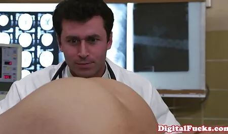 ऑडिशन के बाद बेब ने एक blowjob ली मूवी सेक्सी बीएफ