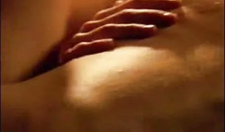 चॉकलेट लड़की को स्वर्गीय सुख सेक्सी वीडियो फुल मूवी मिलता है