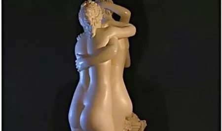 रूस में एक श्यामला आउटडोर से भव्य हिंदी में सेक्सी वीडियो मूवी blowjob