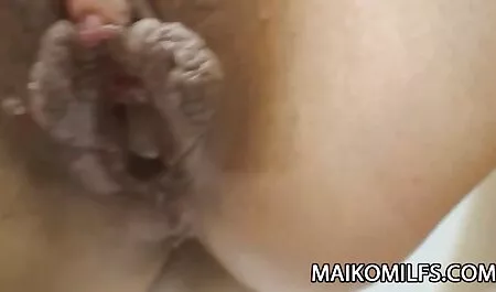 मैं तुम्हें मेरी गांड पर सह करने का सेक्सी मूवी इन हिंदी आदेश देता हूँ