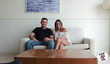 एक परिपक्व कुतिया एक सेक्सी वीडियो हिंदी मूवी भव्य blowjob देता है
